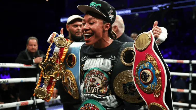 Alycia Baumgardner Retains Championship Title